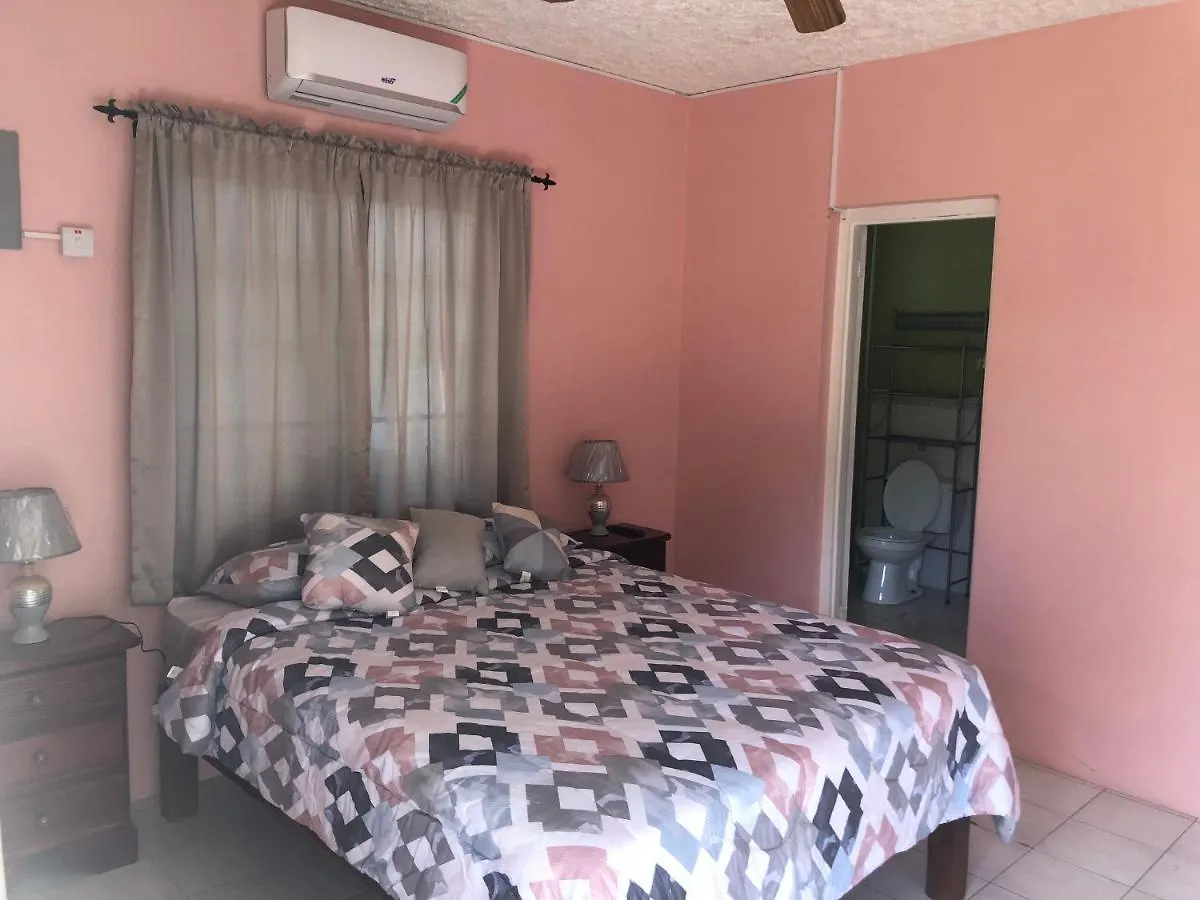 Negril Beachside 0*,